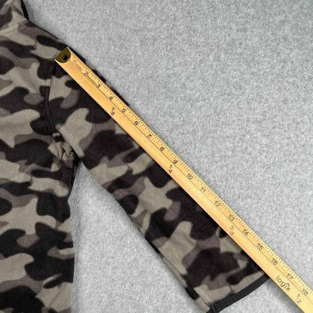 OshKosh B'gosh Fleece Sweater Size 5 Youth Boys Gray Camoflauge Full Zip NEW